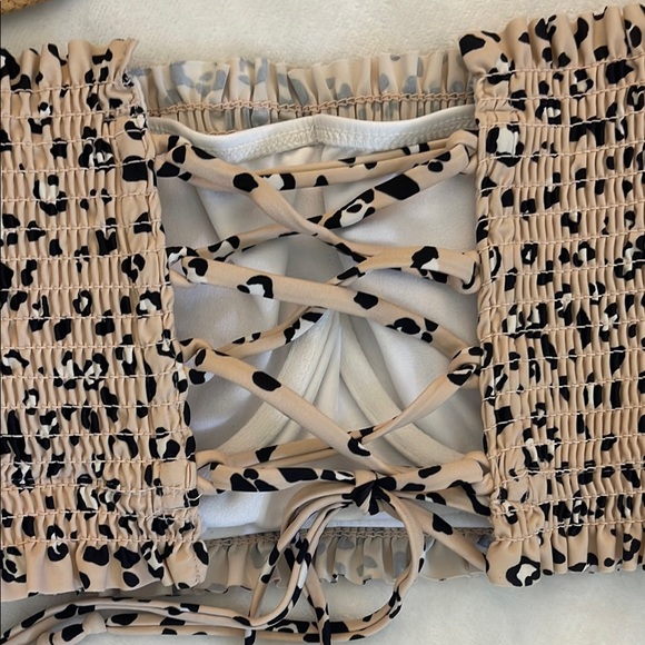 Leopard Print Bandeau Bikini Top - Picture 3 of 4